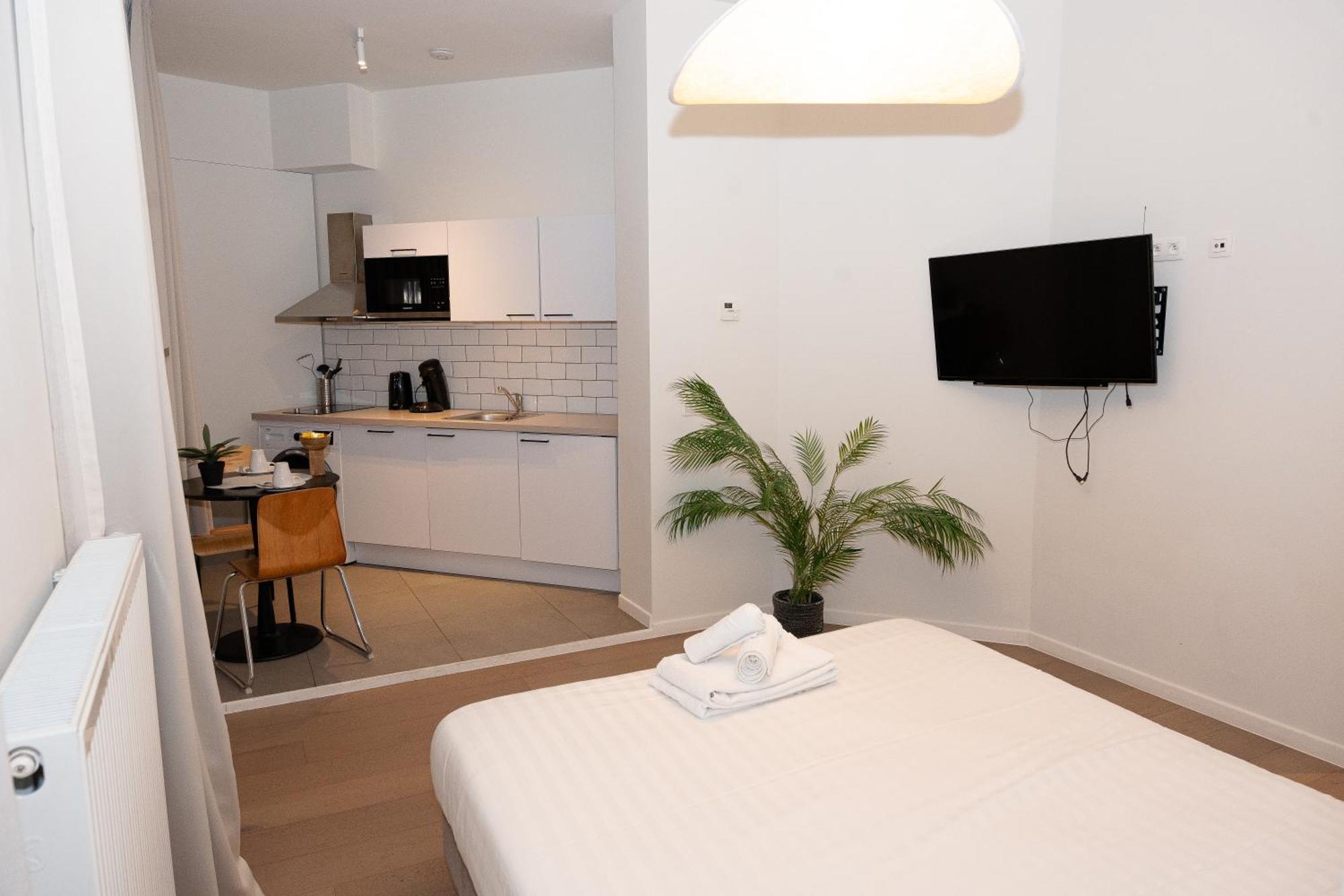 Studio 402 Avenue Louise, Brussels